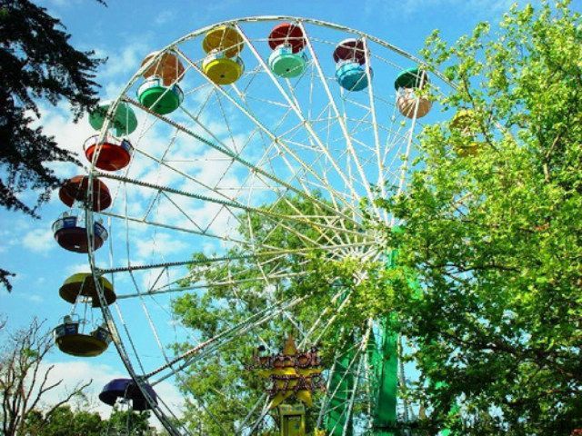 На Херсонщині через несправний атракціон постраждали 8 осіб На Херсонщині через несправний атракціон постраждали 8 осіб