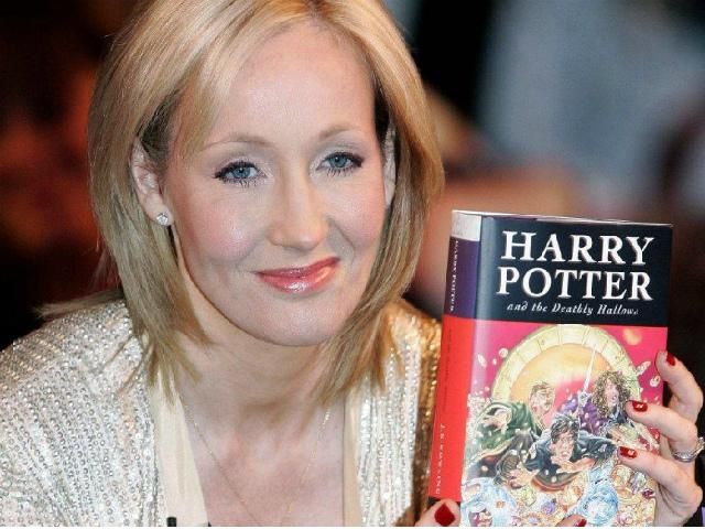 Джоан Роулинг может написать продолжение "Гарри Поттера"