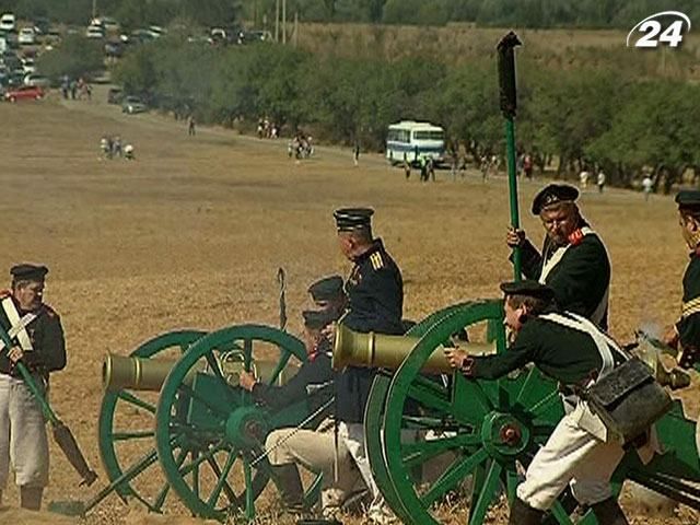 В Криму пройшла реконструкція Альмінської битви В Криму пройшла реконструкція Альмінської битви