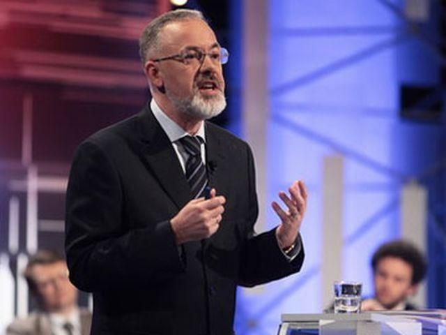 Табачник потратил 5 миллионов на рекламу образования Табачник потратил 5 миллионов на рекламу образования