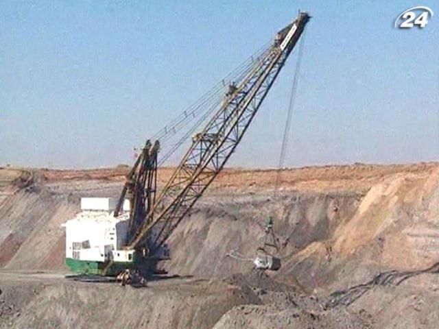 Xstrata будет рекомендовать акционерам условия поглощения Glencore Xstrata будет рекомендовать акционерам условия поглощения Glencore