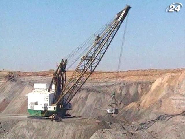 Xstrata будет рекомендовать акционерам условия поглощения Glencore