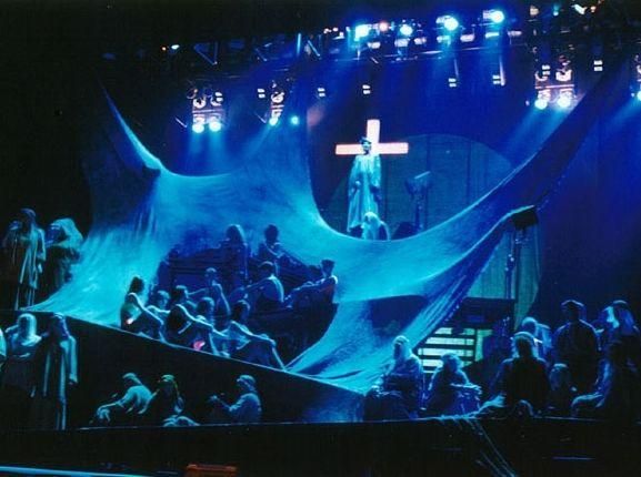 Оперу "Ісус Христос - суперзірка" хотіли заборонити в Росії Оперу "Ісус Христос - суперзірка" хотіли заборонити в Росії