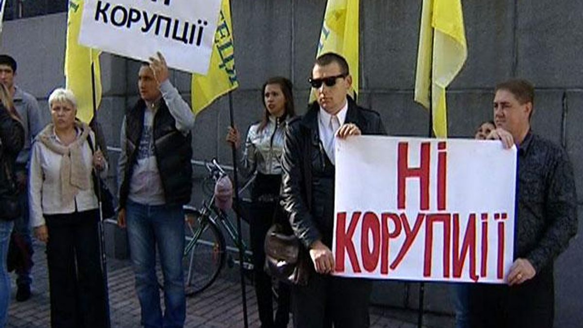 Предприниматели митинговали против налоговых изменений в Украине Предприниматели митинговали против налоговых изменений в Украине
