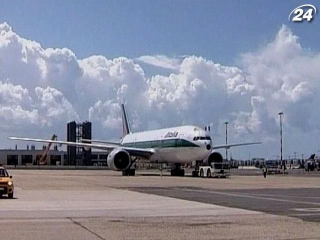 Прибуток світових авіакомпаній цього року зменшився вдвічі Прибуток світових авіакомпаній цього року зменшився вдвічі