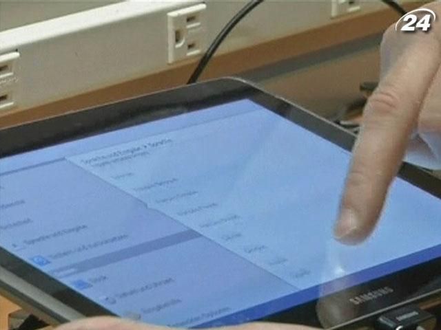 Суд США зняв заборону на продажі Samsung Galaxy Tab 10.1 Суд США зняв заборону на продажі Samsung Galaxy Tab 10.1
