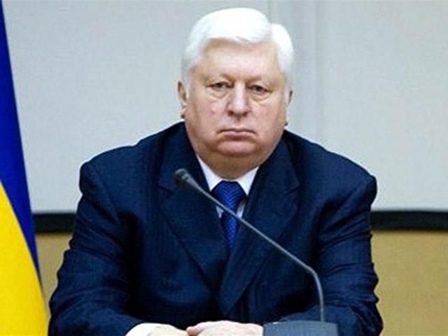 После стрельбы в "Караване" Пшонка хочет проверить все охранные фирмы Украины После стрельбы в "Караване" Пшонка хочет проверить все охранные фирмы Украины