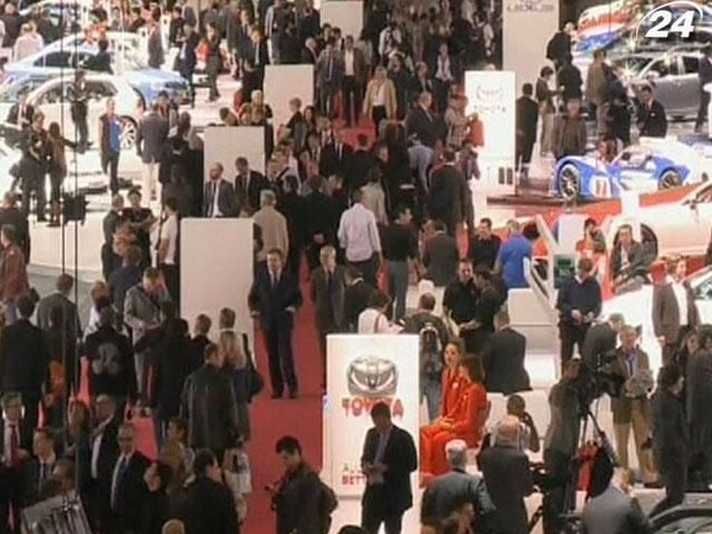 Паризький автосалон потішить прем'єрами Volkswagen Golf та BMW Active Tourer Паризький автосалон потішить прем'єрами Volkswagen Golf та BMW Active Tourer