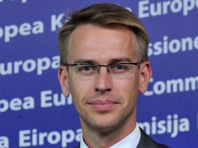 Еврокомиссия: Отмена "клеветы" облегчила нашу обеспокоенность Еврокомиссия: Отмена "клеветы" облегчила нашу обеспокоенность