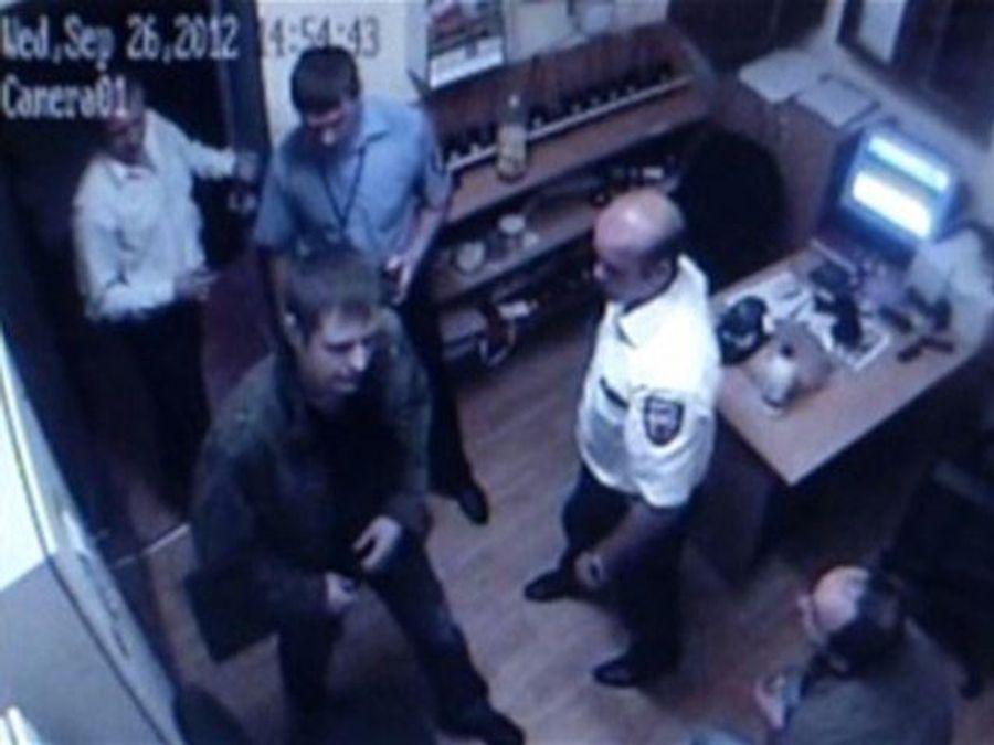 Столичные школьники придумали новую "игру" - поиски убийцы из "Каравана" Столичные школьники придумали новую "игру" - поиски убийцы из "Каравана"