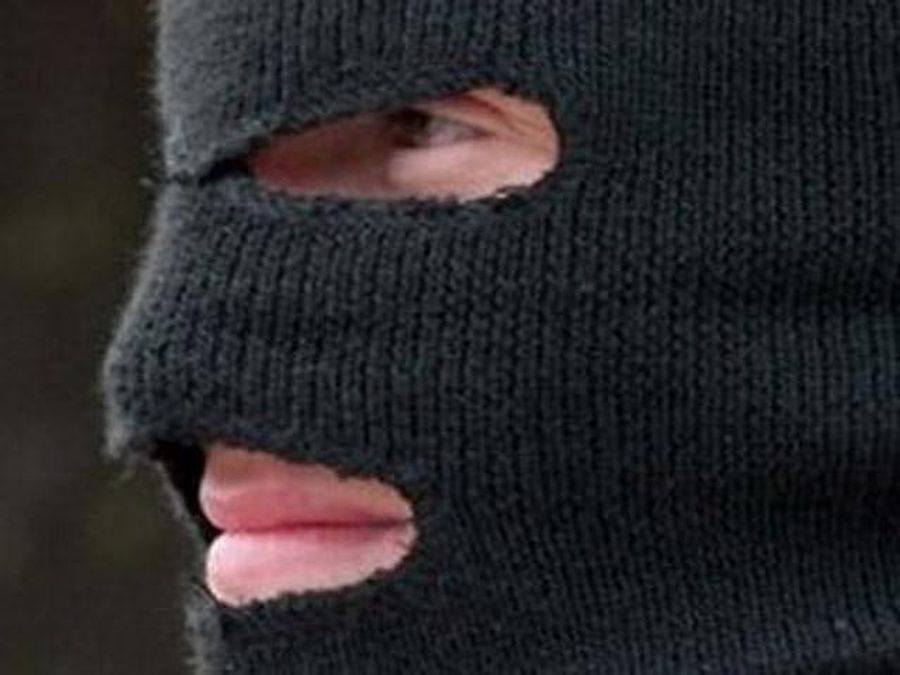 На трасі безробітного пограбували на 1,5 мільйона На трасі безробітного пограбували на 1,5 мільйона