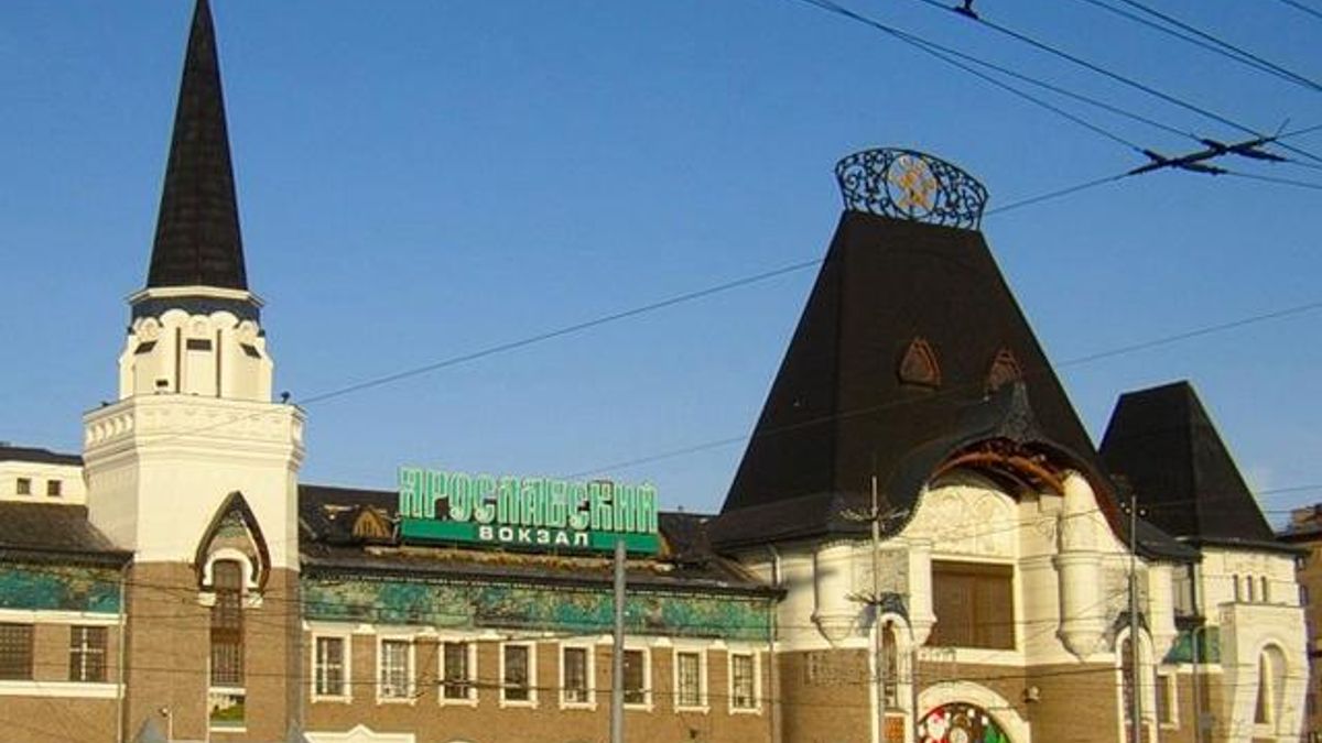 В Москве эвакуировали пассажиров из-за возможного взрыва бомбы В Москве эвакуировали пассажиров из-за возможного взрыва бомбы