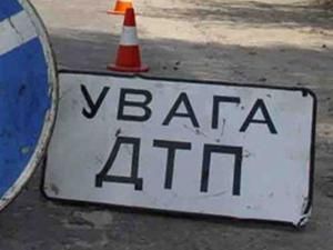 У центрі Києві через яму на дорозі трапилася аварія, загинуло двоє людей