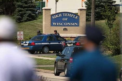 Полицейский в США застрелил голого студента Полицейский в США застрелил голого студента