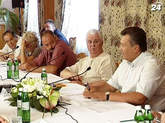 Кравчук: Нова редакція “мовного закону” майже готова Кравчук: Нова редакція “мовного закону” майже готова