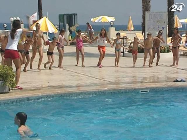 Українці обирають для відпочинку Туреччину та Грецію Українці обирають для відпочинку Туреччину та Грецію