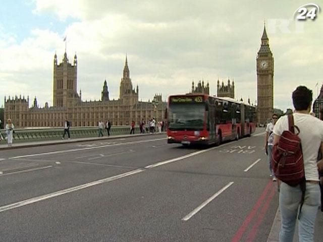 Британський уряд не відмовиться від курсу на бюджетну економію Британський уряд не відмовиться від курсу на бюджетну економію