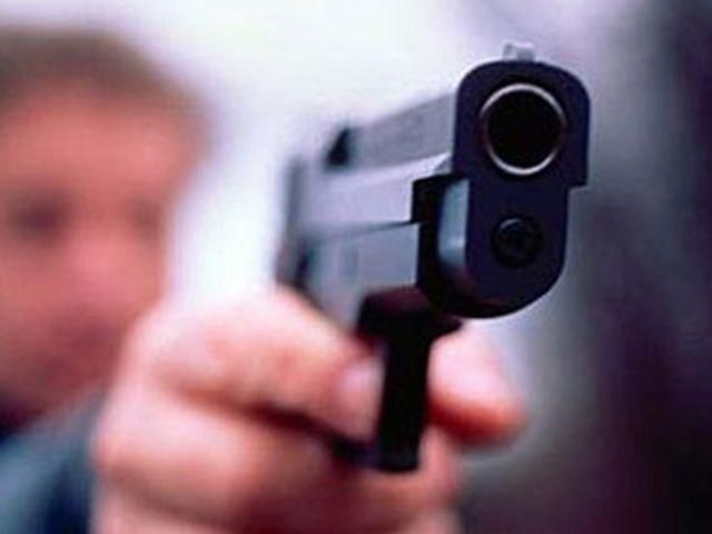 У Запоріжжі підприємець стріляв у дворі моргу У Запоріжжі підприємець стріляв у дворі моргу