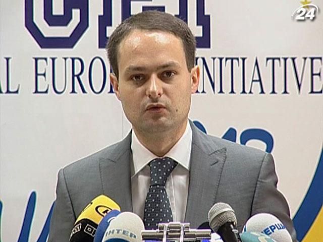 МИД: Украина не поставляла оружие в Сирию МИД: Украина не поставляла оружие в Сирию