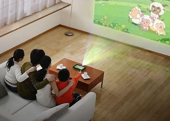 Планшет з вбудованим проектором анонсували у Китаї Планшет з вбудованим проектором анонсували у Китаї