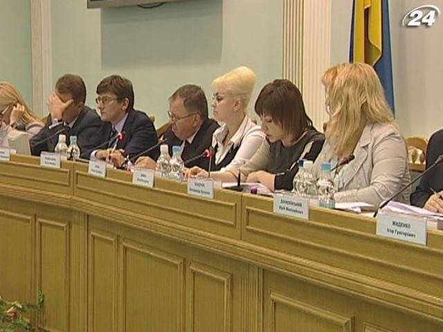 Від участі у виборах відмовились ще 10 мажоритарників Від участі у виборах відмовились ще 10 мажоритарників