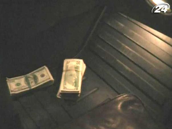 В інтернеті з’явилося відео, як на хабарі "брали" головного архітектора В інтернеті з’явилося відео, як на хабарі "брали" головного архітектора