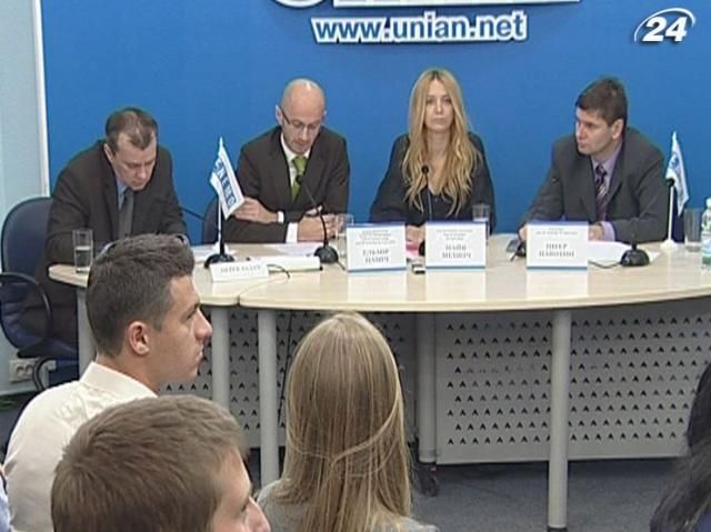 Спостерігачі: Технічні партії ускладнюють виборчий процес Спостерігачі: Технічні партії ускладнюють виборчий процес