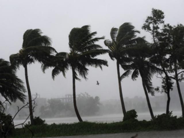 Шторм в Бангладеше унес жизни не менее 19 человек Шторм в Бангладеше унес жизни не менее 19 человек