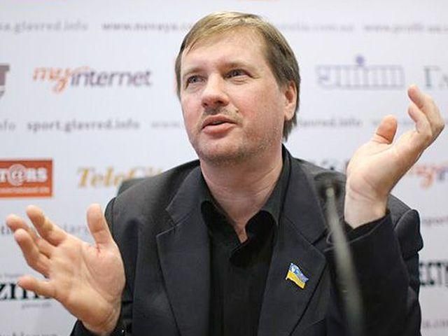 МВД: Агитаторов Чорновола в Киеве "расстреляли" из игрушечного пистолета МВД: Агитаторов Чорновола в Киеве "расстреляли" из игрушечного пистолета