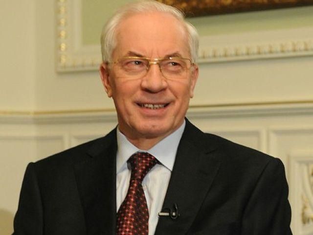 Азаров закликає українців йти на вибори Азаров закликає українців йти на вибори