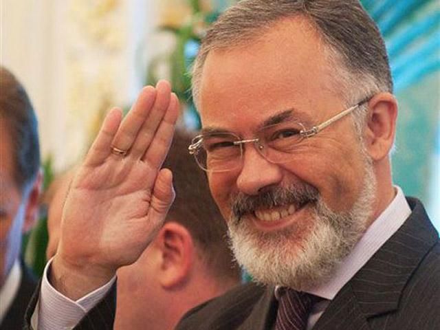 Табачник: Бандера отбывал наказание в прекрасном концлагере Табачник: Бандера отбывал наказание в прекрасном концлагере