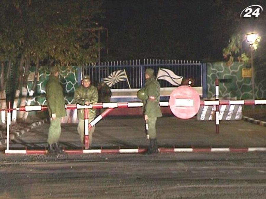 Російський літак розбився через відмову двигуна