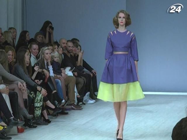 В Киеве продолжаются показы женских и мужских коллекций В Киеве продолжаются показы женских и мужских коллекций