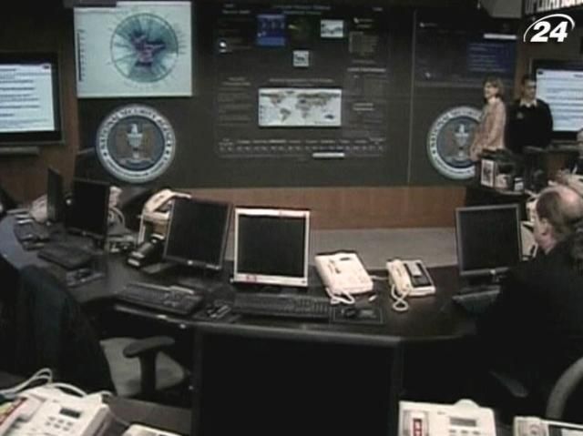 Леон Панетта: США будут наносить киберудары Леон Панетта: США будут наносить киберудары