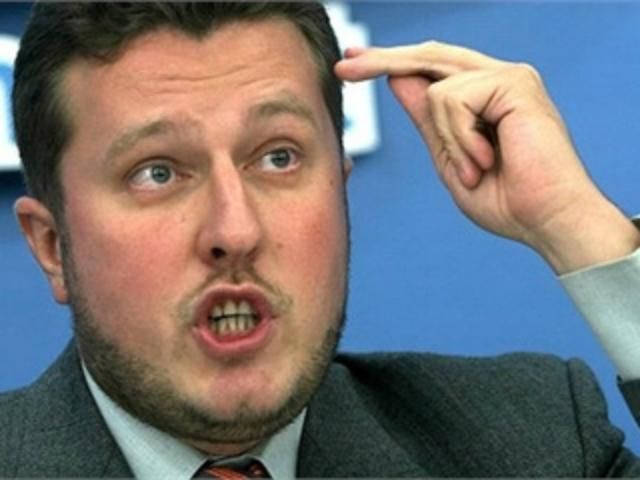 У ДТП знову "засвітився" Яценко (Відео) У ДТП знову "засвітився" Яценко (Відео)