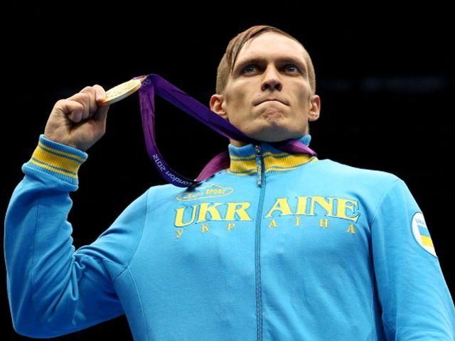 Усик стал лучшим боксером мира 2012 года