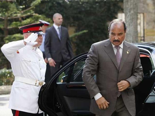 У Мавританії військові помилково розстріляли президентський кортеж У Мавританії військові помилково розстріляли президентський кортеж