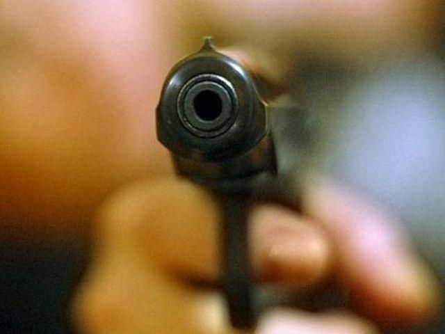 Женщина устроила стрельбу в афинском суде. Есть раненые Женщина устроила стрельбу в афинском суде. Есть раненые