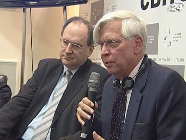 Дипломати: Чесних виборів недостатньо для підписання угоди з ЄС Дипломати: Чесних виборів недостатньо для підписання угоди з ЄС