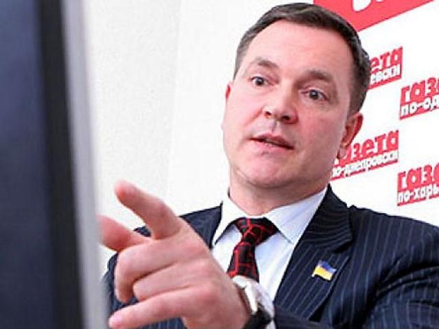 Колесніченко роздасть школярам книжку про співпрацю ОУН-УПА з Гітлером Колесніченко роздасть школярам книжку про співпрацю ОУН-УПА з Гітлером