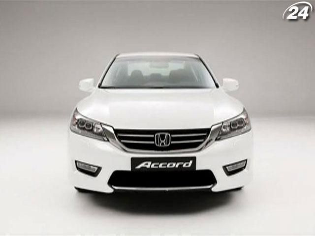 Honda Accord вырос в размерах и улучшился в интерьере