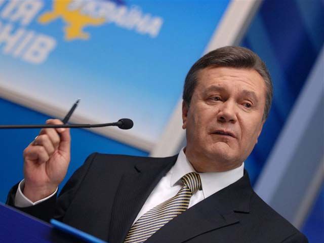 Из-за Януковича луганчане остались без света