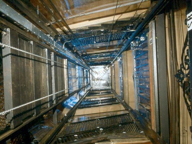 У Криму обірвався пасажирський ліфт: травмовано 8 людей У Криму обірвався пасажирський ліфт: травмовано 8 людей