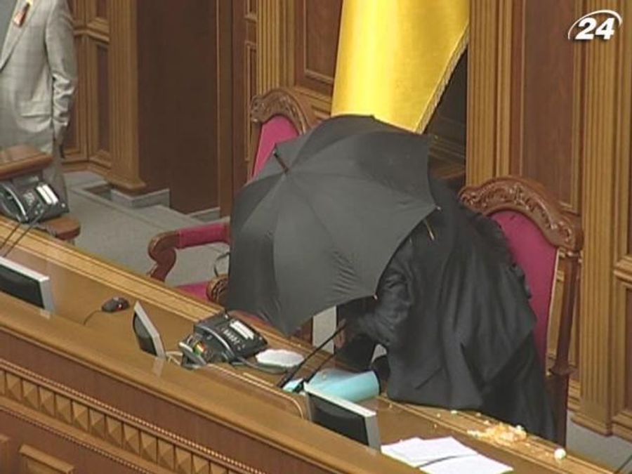 Експерти роздали депутатам курйозні номінації