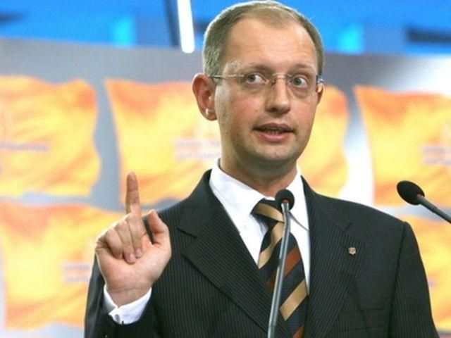 Яценюк назвал имя нового премьера Яценюк назвал имя нового премьера
