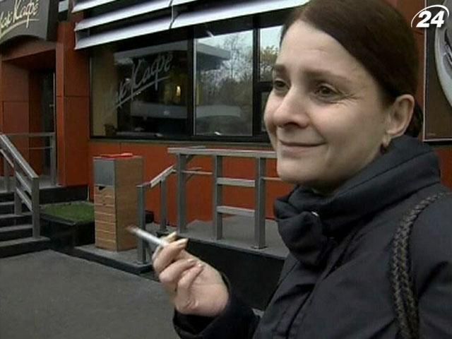 У Росії планують заборонити куріння у громадських місцях з 2014 року