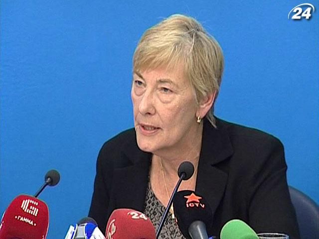 Спостерігачі з Канади звітують про масові виборчі порушення в Україні Спостерігачі з Канади звітують про масові виборчі порушення в Україні