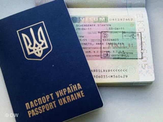 Польські журналісти просять скасувати візи для колег з України 