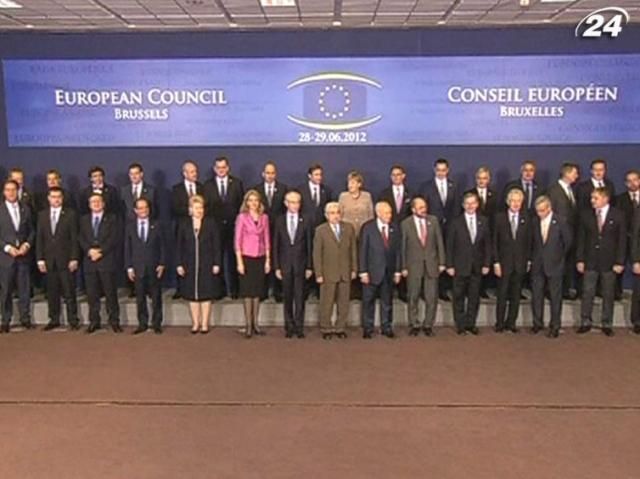 У Брюсселі стартує дводенний саміт лідерів ЄС