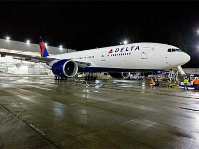 Українцю загрожує 20 років тюрми в США за пошкодження літака (Фото) Українцю загрожує 20 років тюрми в США за пошкодження літака (Фото)